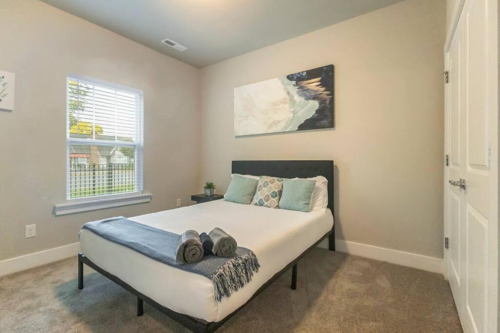 Brand New Build 10 Min- Uptown Villa Charlotte Ngoại thất bức ảnh