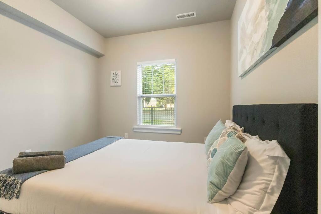 Brand New Build 10 Min- Uptown Villa Charlotte Ngoại thất bức ảnh