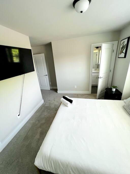 Brand New Build 10 Min- Uptown Villa Charlotte Ngoại thất bức ảnh